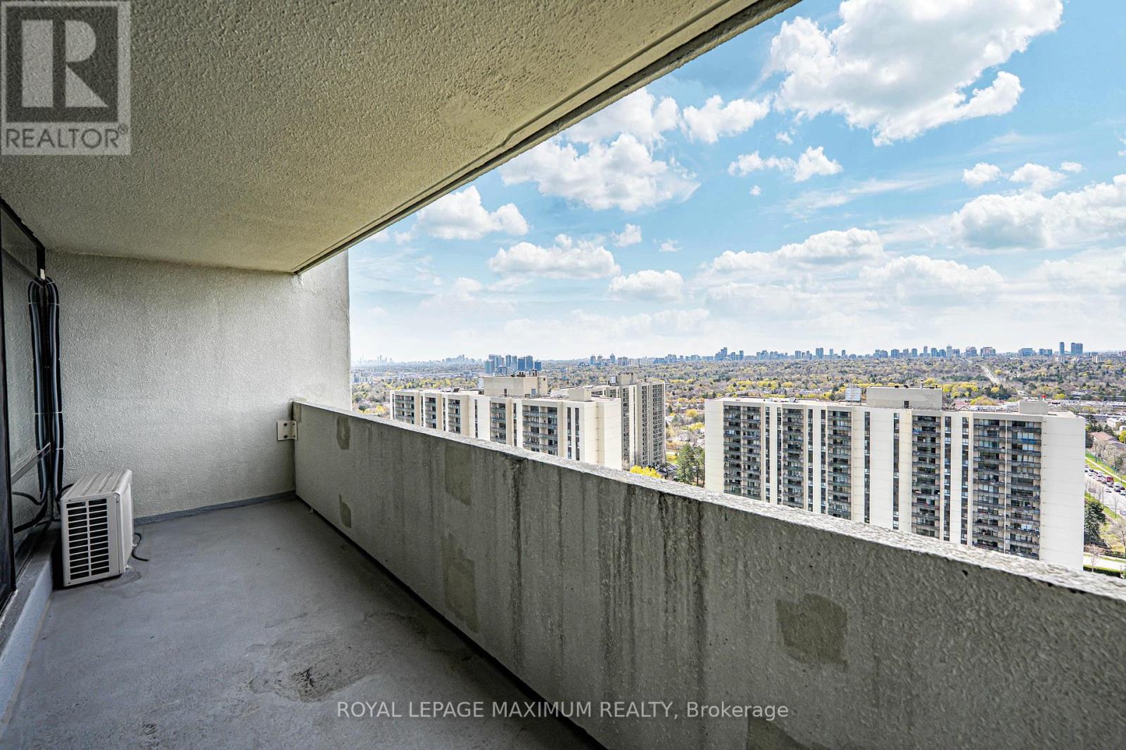 












2001 - 3300 DON MILLS ROAD

,
Toronto,




Ontario
M2J4X7

