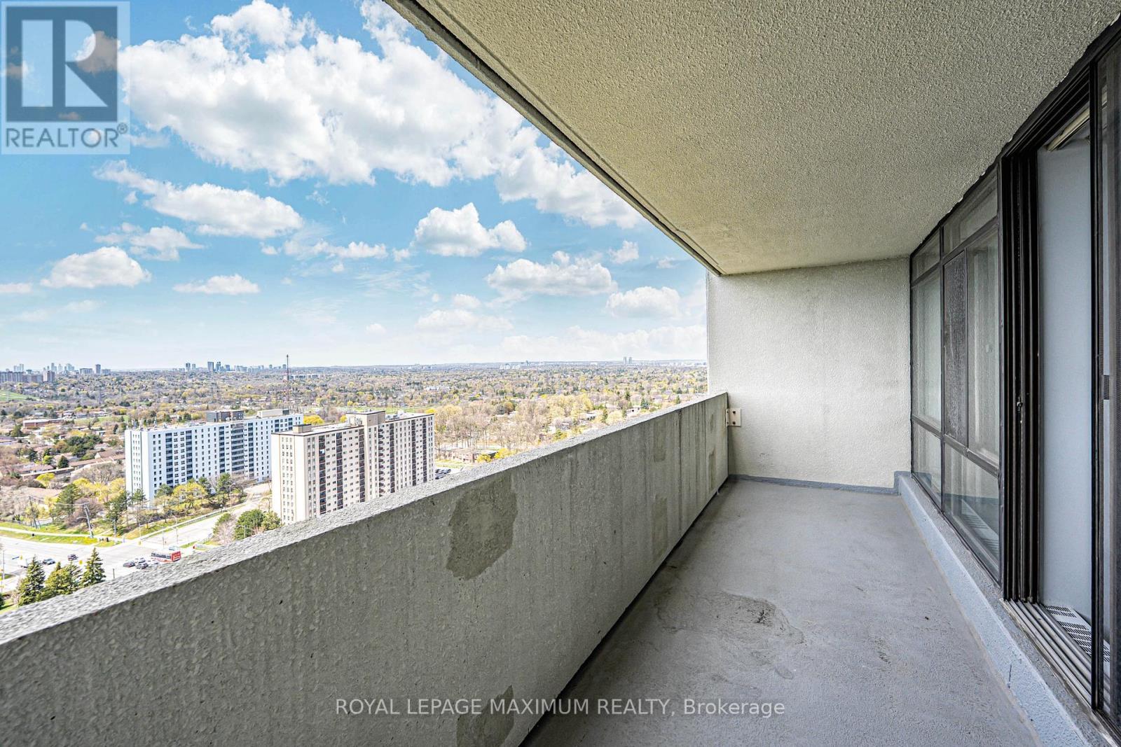 












2001 - 3300 DON MILLS ROAD

,
Toronto,




Ontario
M2J4X7

