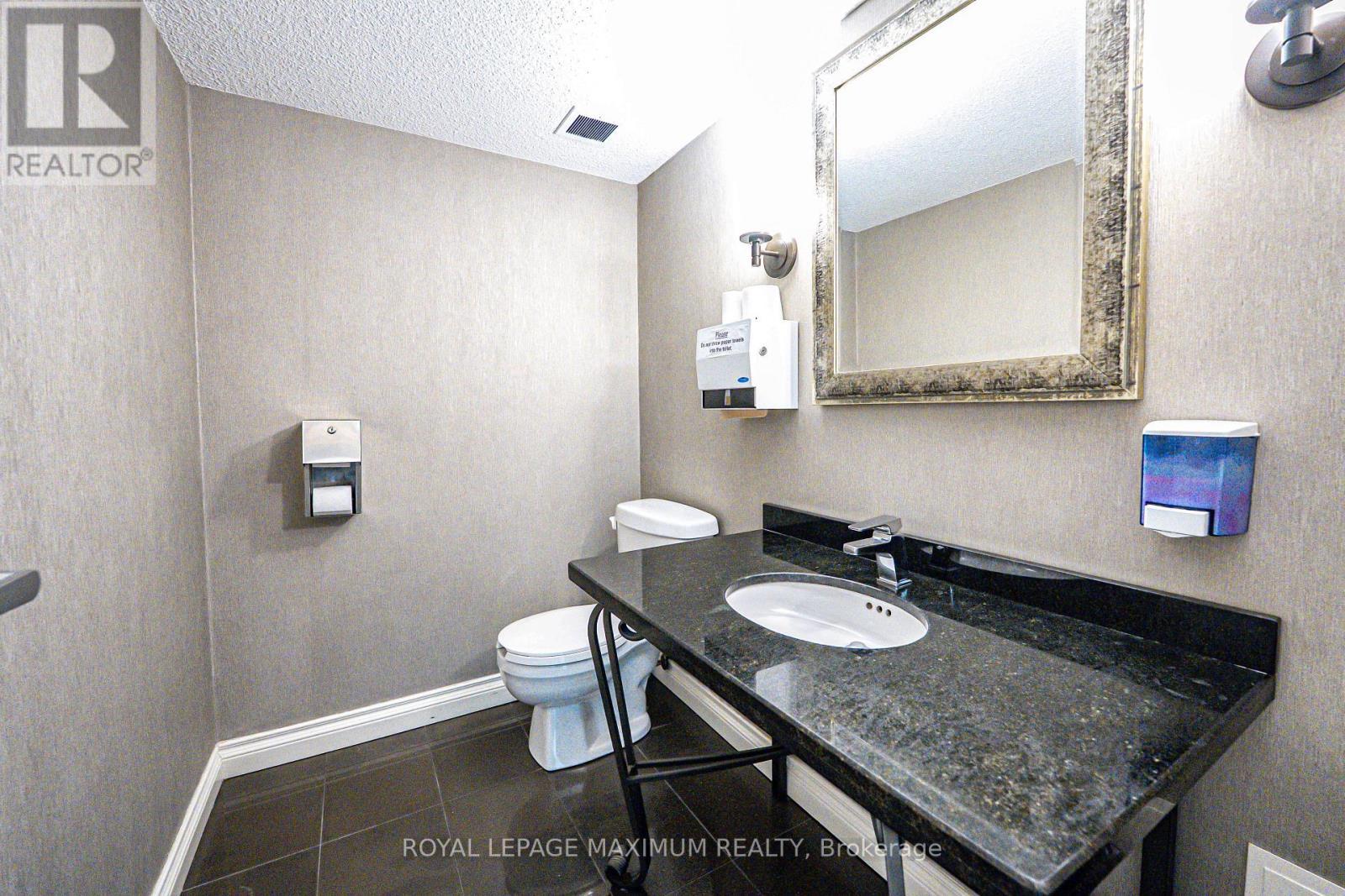 












2001 - 3300 DON MILLS ROAD

,
Toronto,




Ontario
M2J4X7

