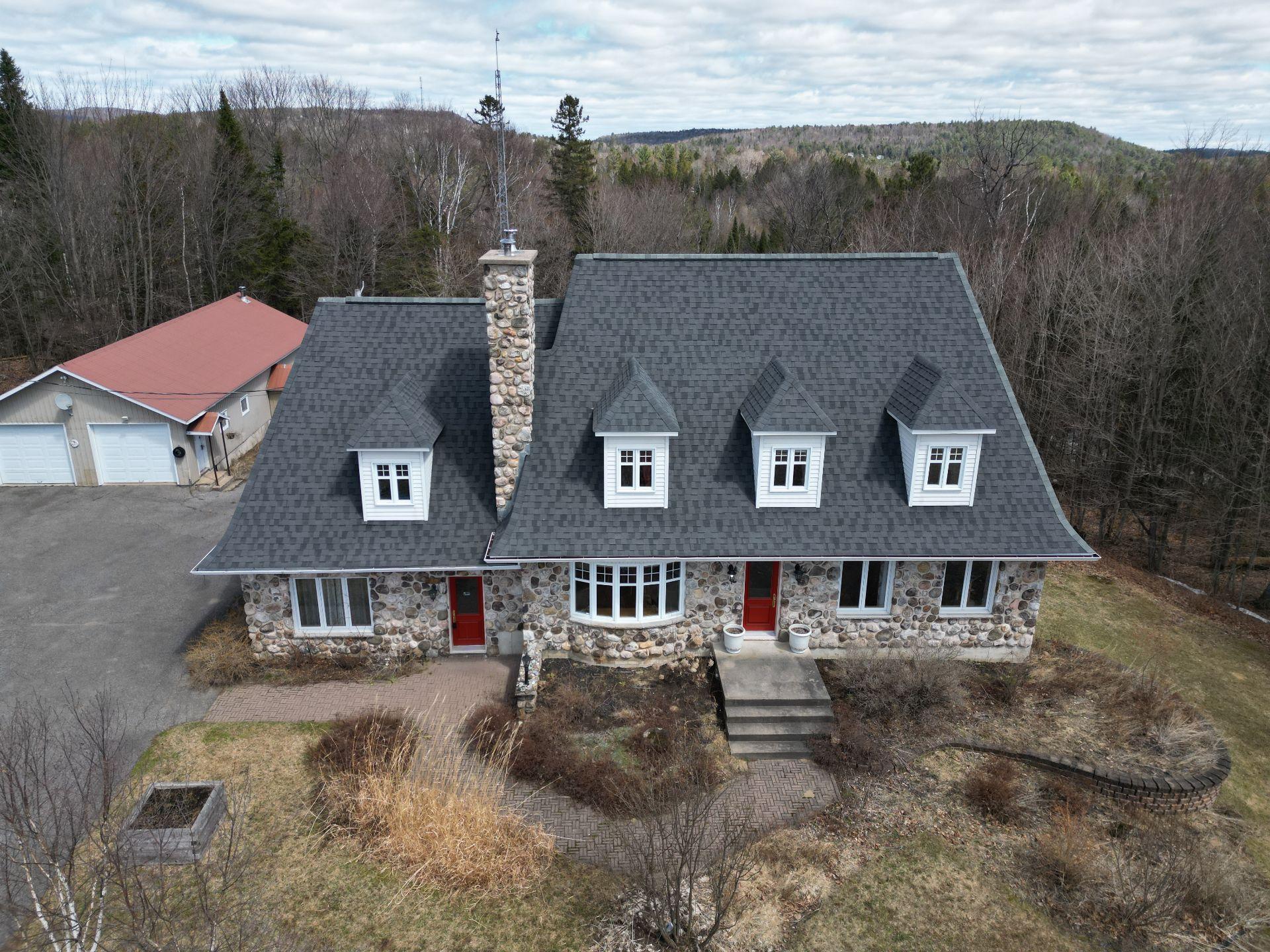 









140


Rue des Marguerites

,
Saint-Alphonse-Rodriguez,




QC
J0K1W0

