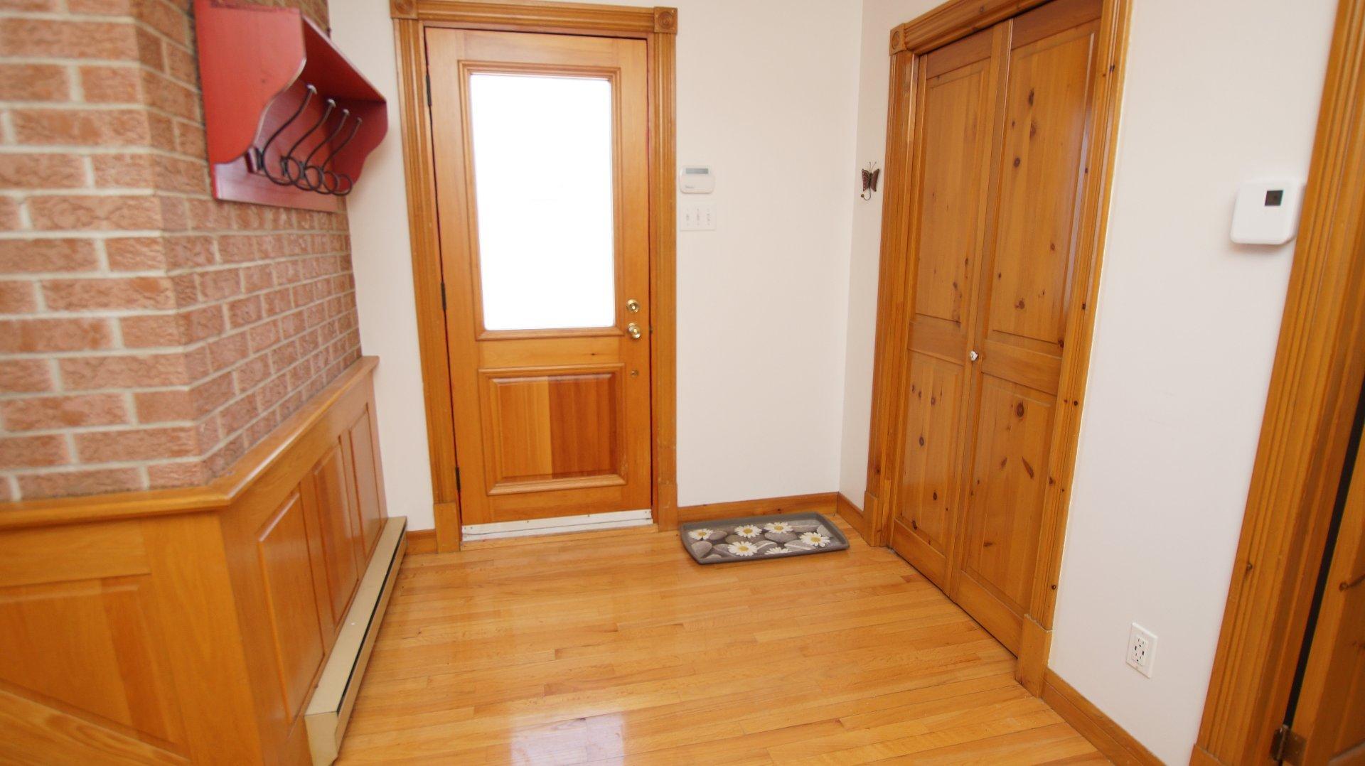 









140


Rue des Marguerites

,
Saint-Alphonse-Rodriguez,




QC
J0K1W0

