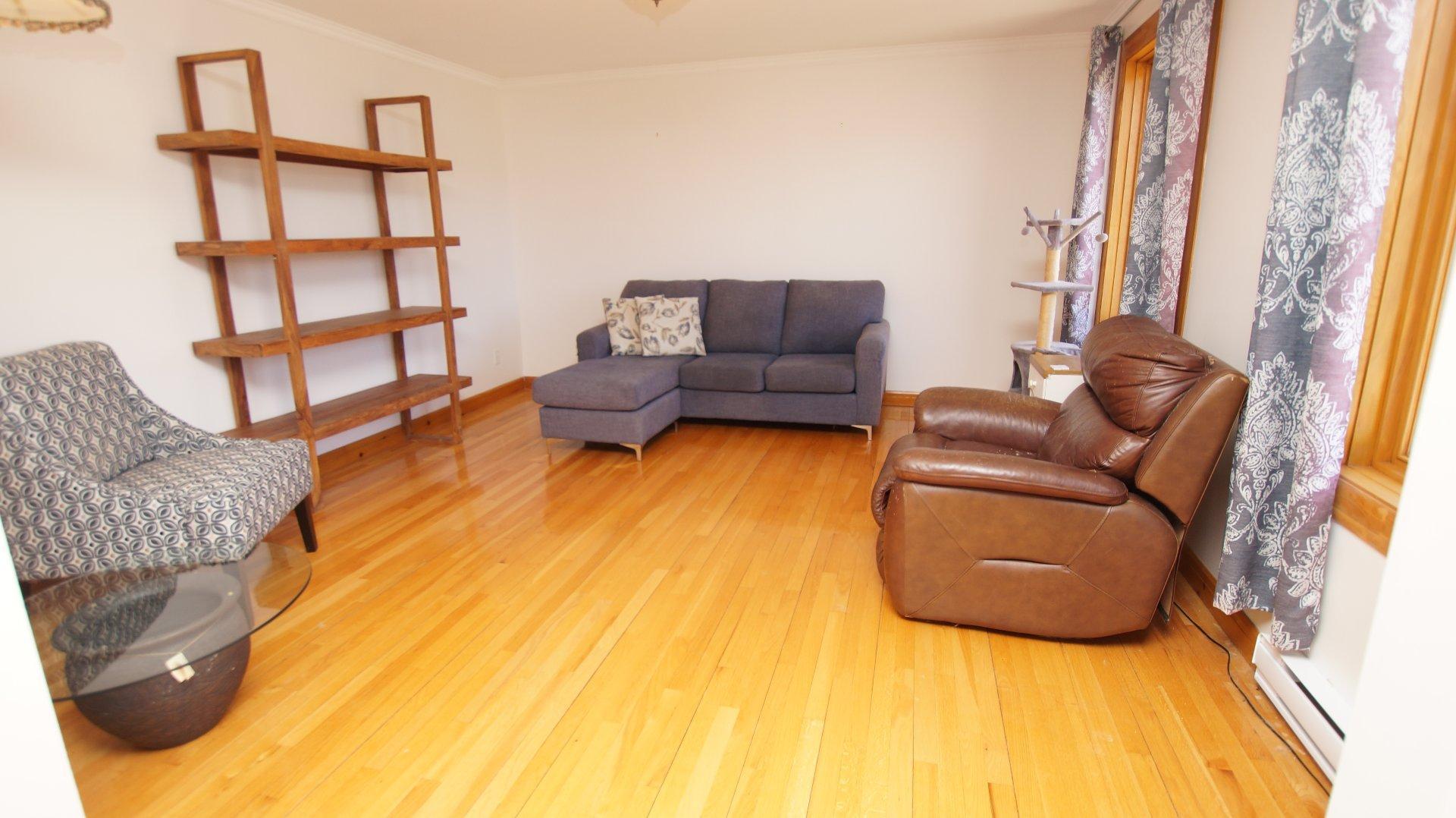 









140


Rue des Marguerites

,
Saint-Alphonse-Rodriguez,




QC
J0K1W0

