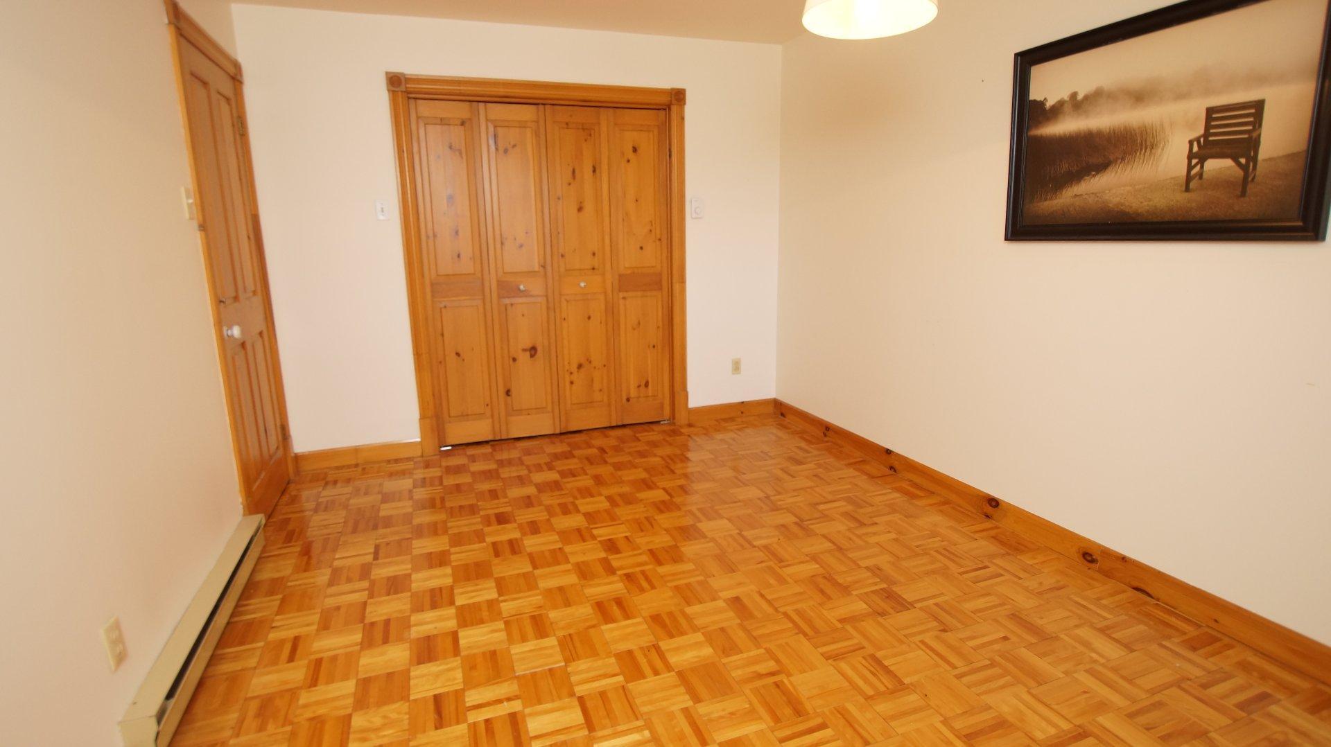 









140


Rue des Marguerites

,
Saint-Alphonse-Rodriguez,




QC
J0K1W0

