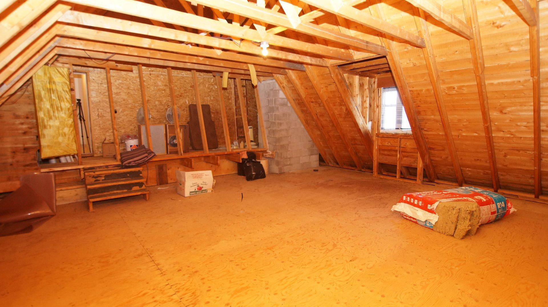 









140


Rue des Marguerites

,
Saint-Alphonse-Rodriguez,




QC
J0K1W0

