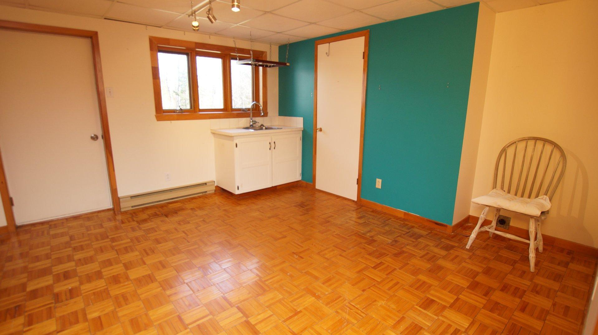 









140


Rue des Marguerites

,
Saint-Alphonse-Rodriguez,




QC
J0K1W0

