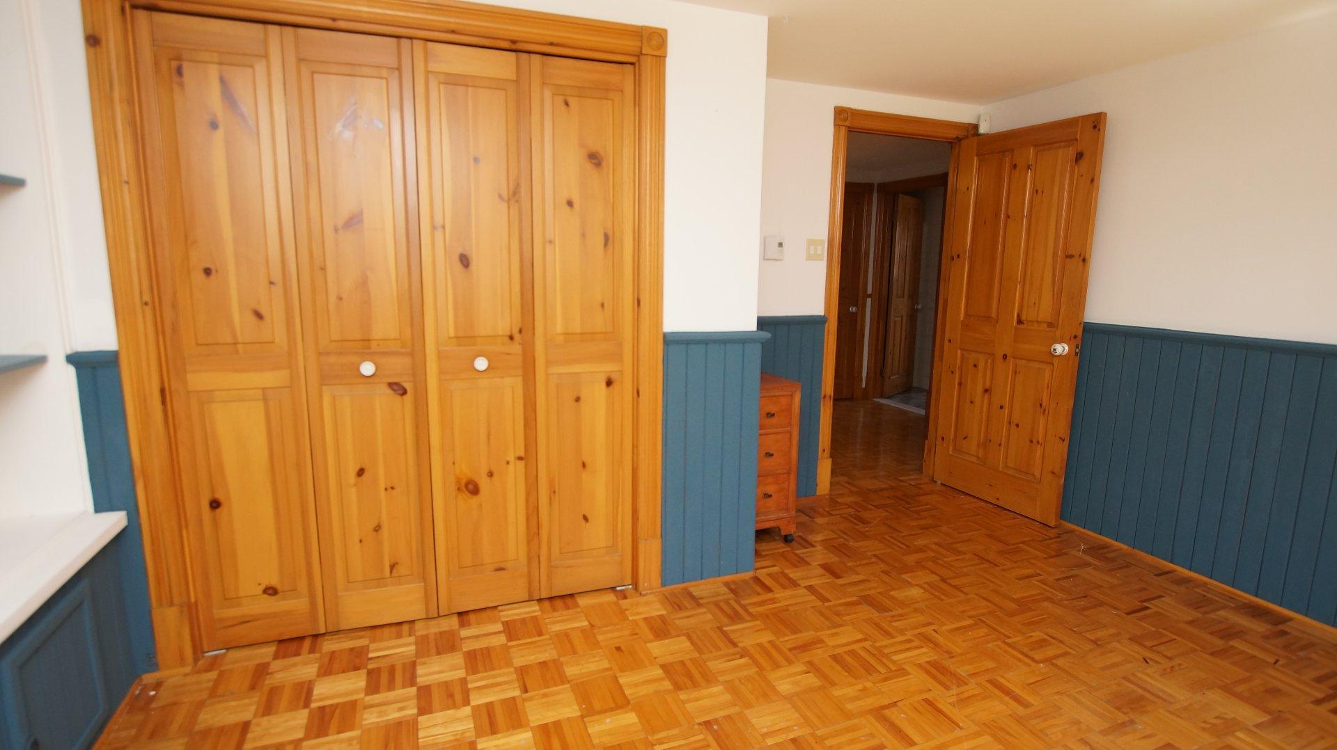 









140


Rue des Marguerites

,
Saint-Alphonse-Rodriguez,




QC
J0K1W0

