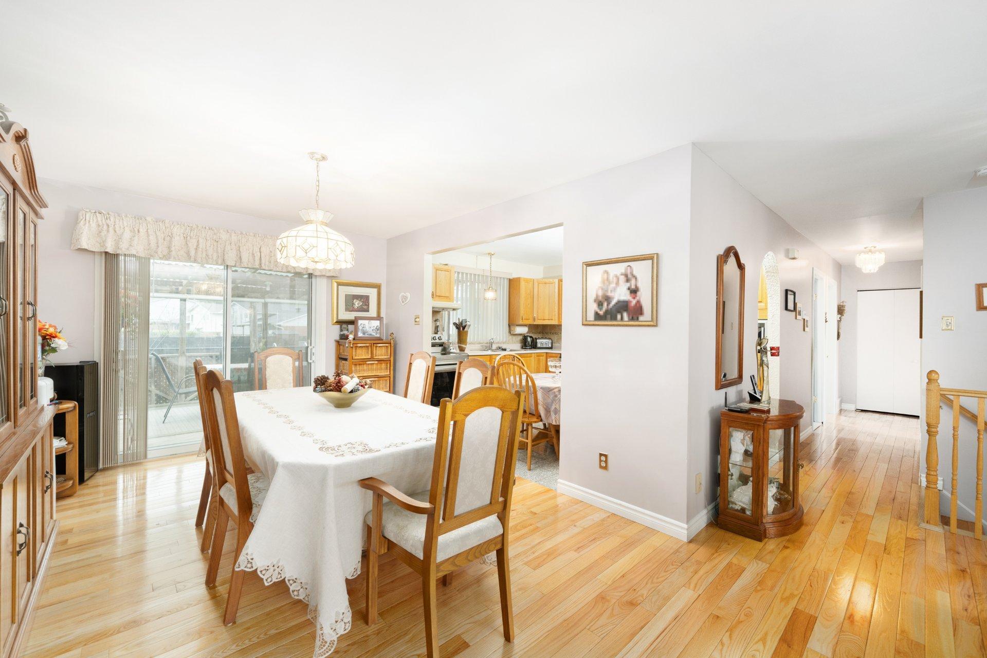 









67


Rue Mansfield

,
Dollard-des-Ormeaux,




QC
H9G2B3


