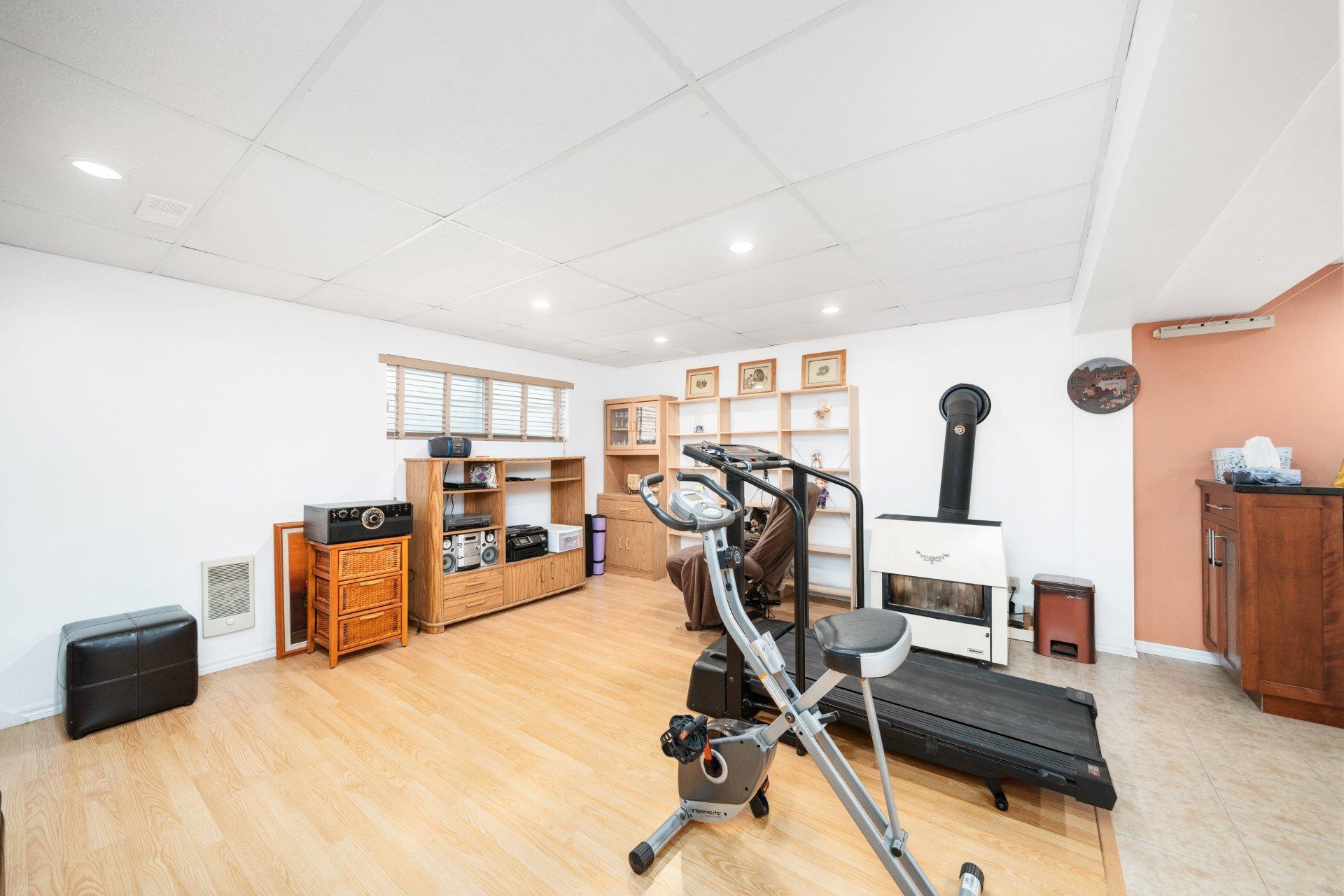 









67


Rue Mansfield

,
Dollard-des-Ormeaux,




QC
H9G2B3

