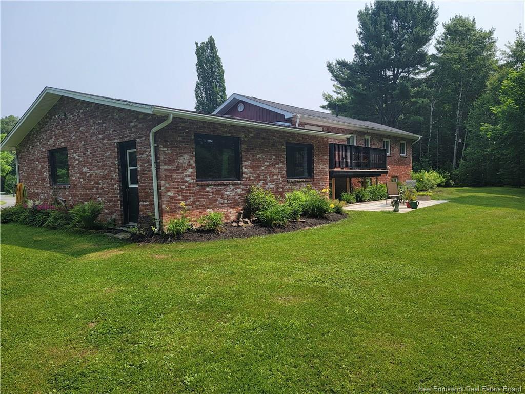 









1935


Palmer

,
Bathurst,




NB
E2A 4X7

