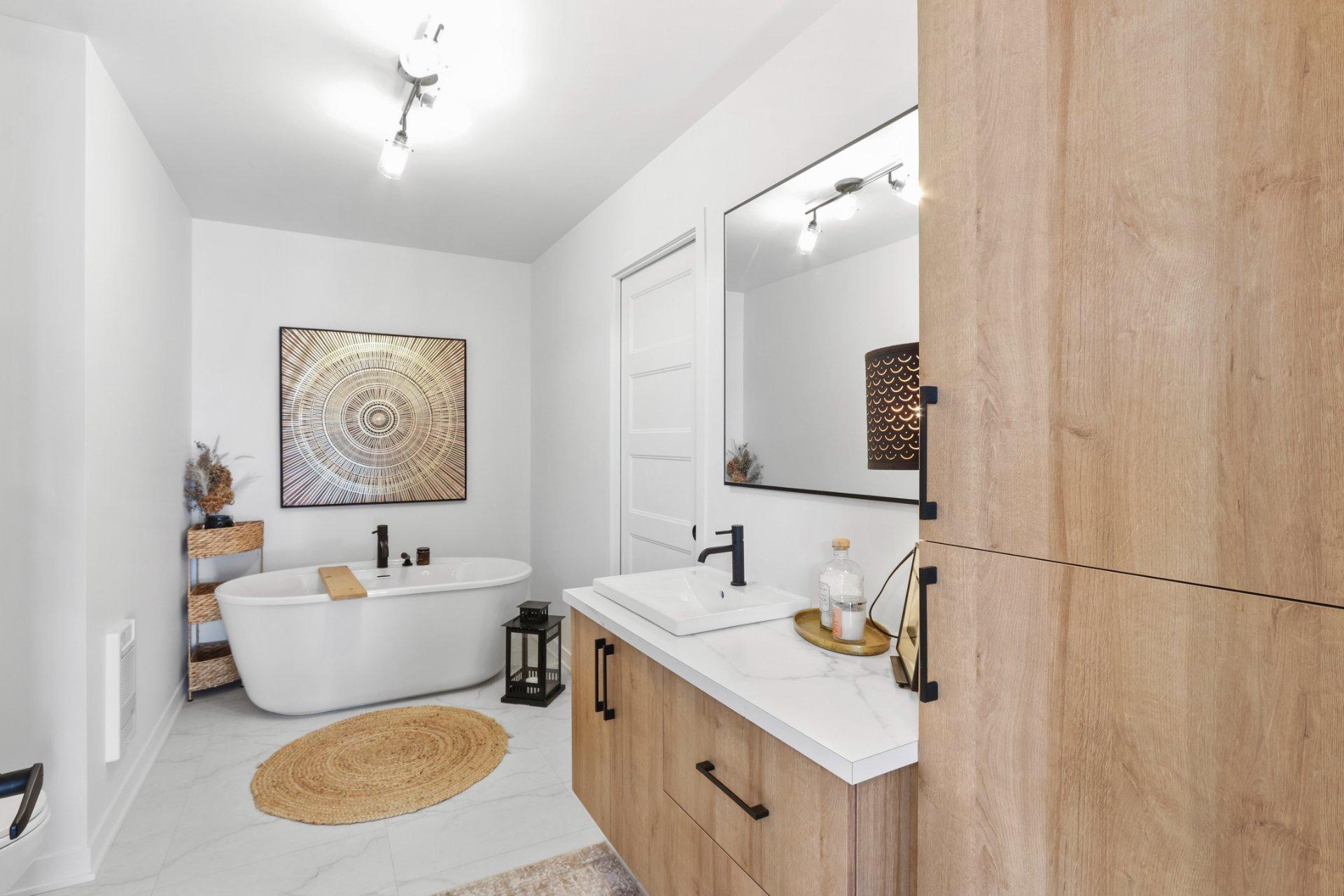 









235


Rue de la Barrière

,
Salaberry-de-Valleyfield,




QC
J6T6H9

