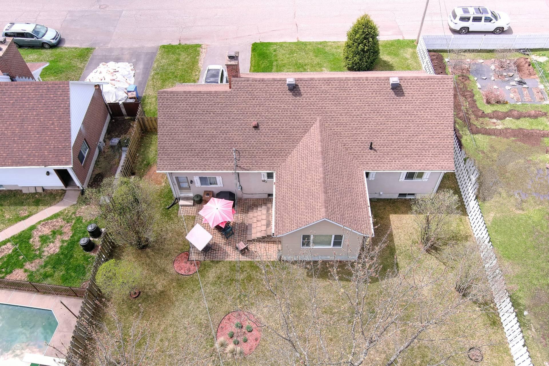 









2865


113e Avenue

,
Shawinigan,




QC
G9P2C1

