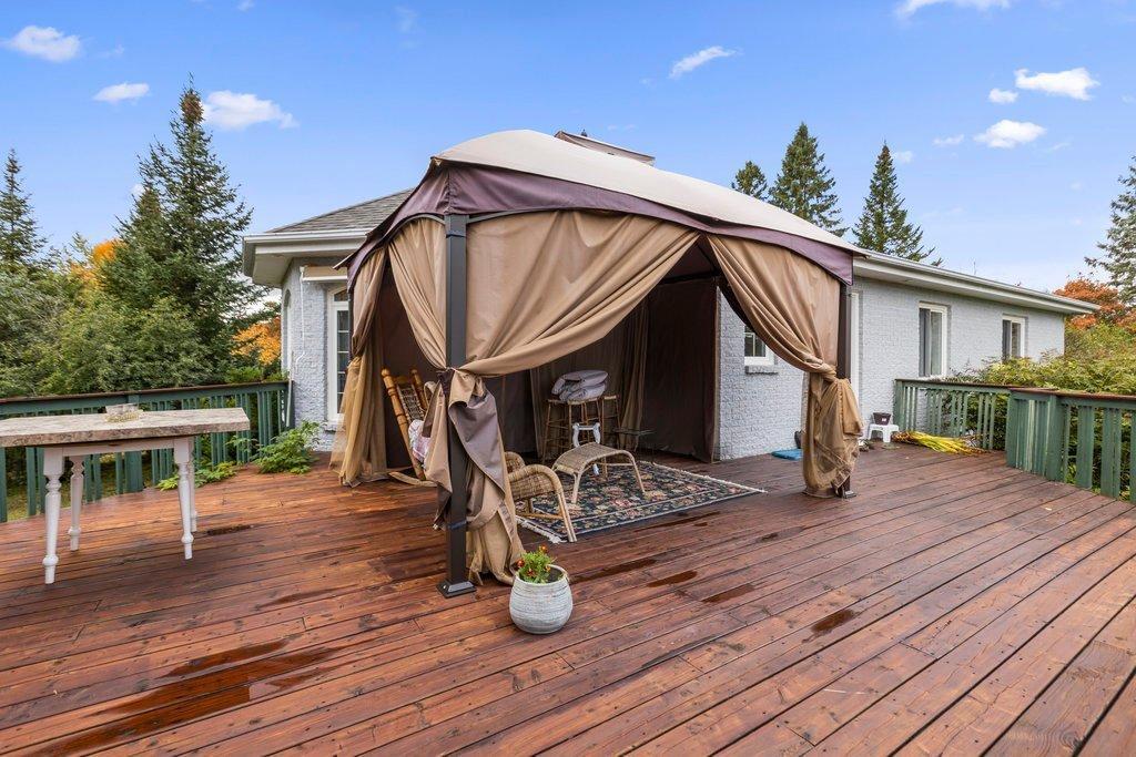 









15


Ch. Boischatel

,
Chelsea,




QC
J9B1J8

