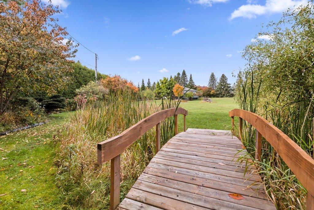 









15


Ch. Boischatel

,
Chelsea,




QC
J9B1J8

