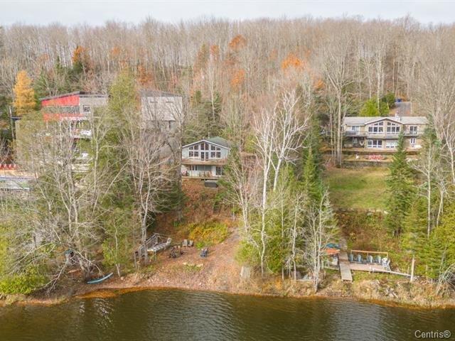 









215


Ch. des Bosquets-Fleuris

,
Stanstead - Canton,




QC
J1X3W4

