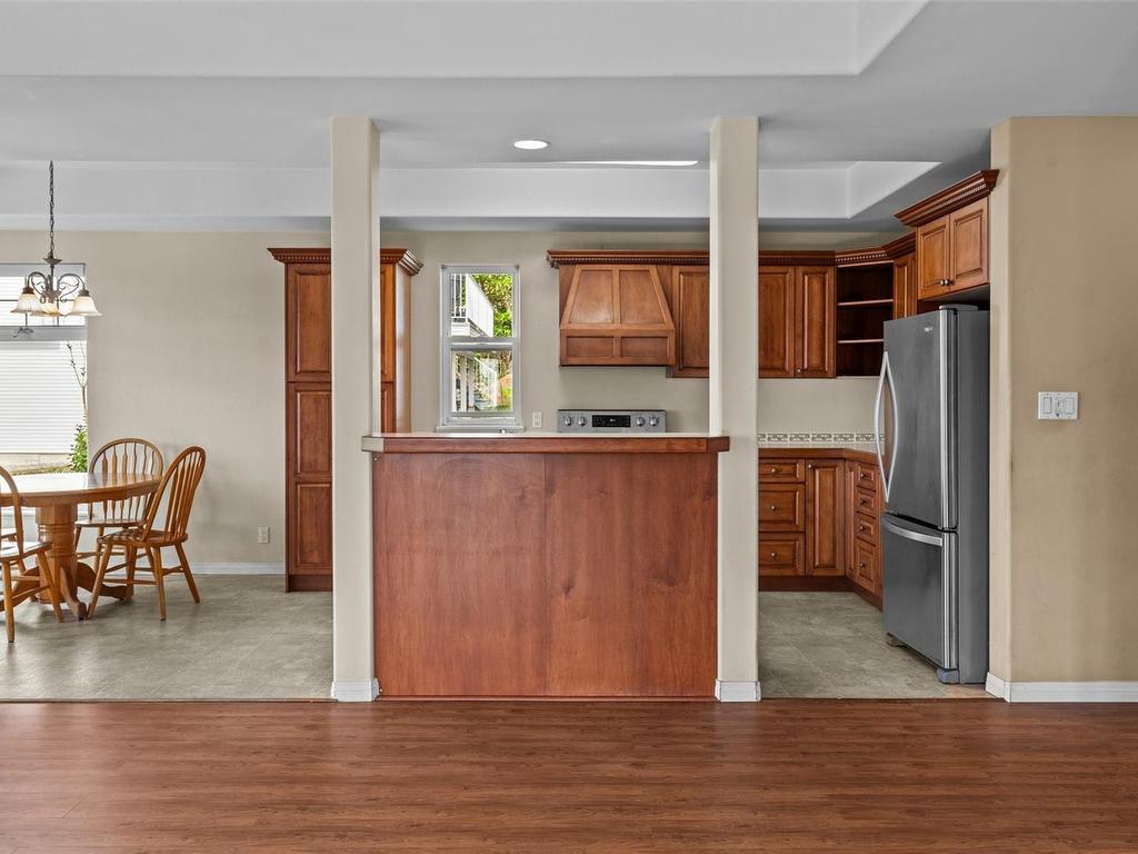 









8284


West Coast

Rd,
Sooke,




BC
V9Z 1E1

