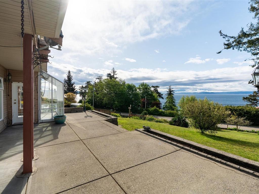 









8284


West Coast

Rd,
Sooke,




BC
V9Z 1E1

