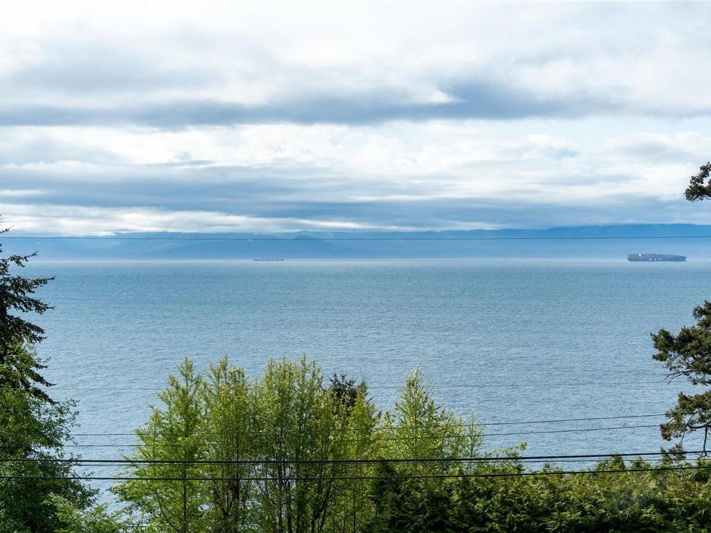 









8284


West Coast

Rd,
Sooke,




BC
V9Z 1E1

