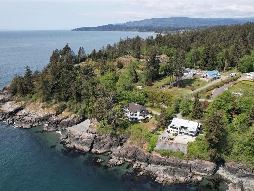









8284


West Coast

Rd,
Sooke,




BC
V9Z 1E1

