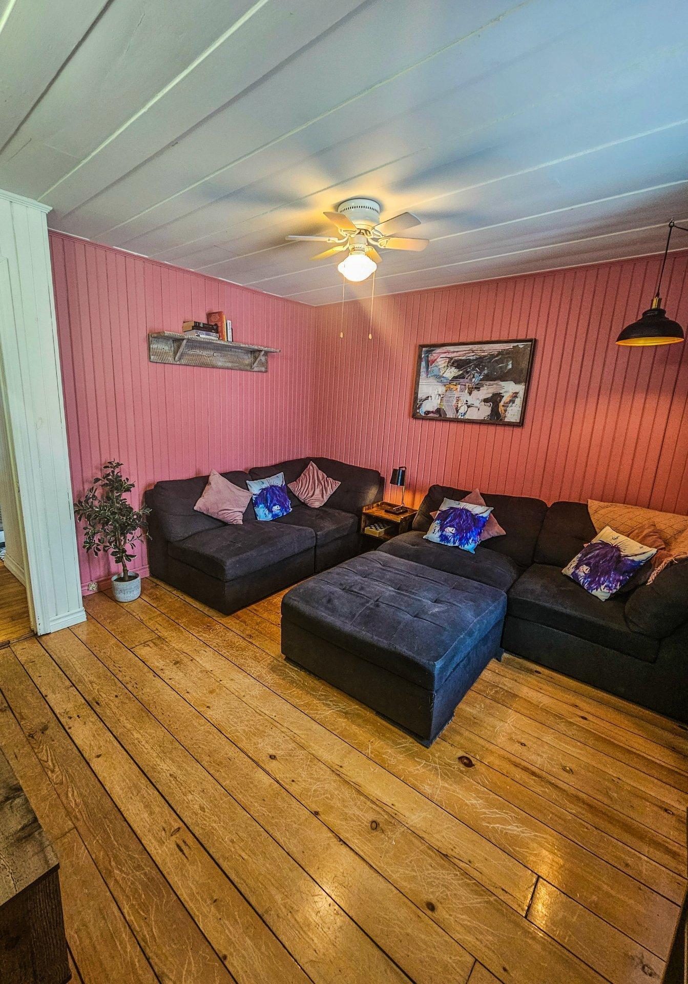 









10735


Route Sir-Wilfrid-Laurier

,
Mirabel,







QC
J7N1L8

