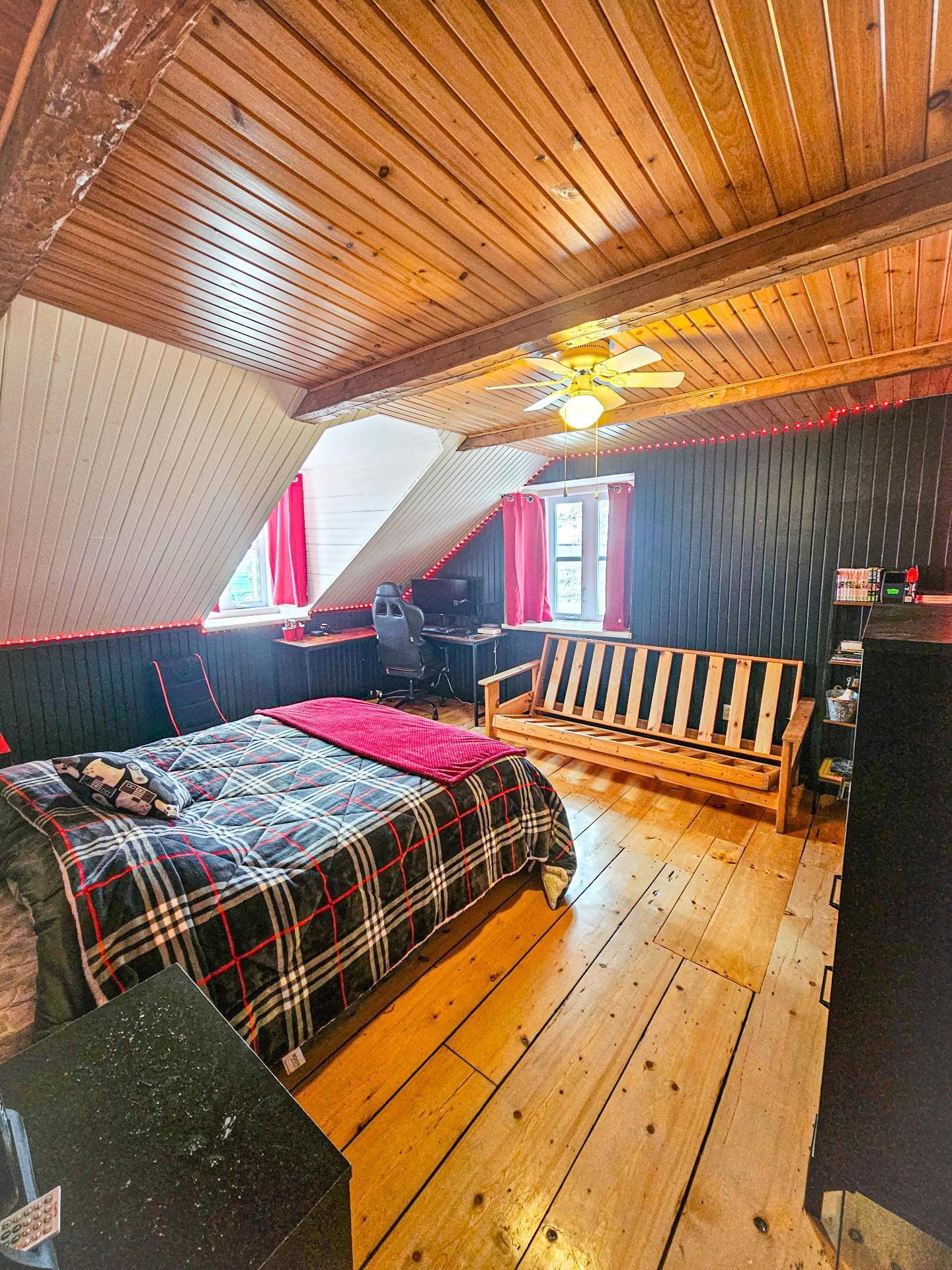 









10735


Route Sir-Wilfrid-Laurier

,
Mirabel,







QC
J7N1L8

