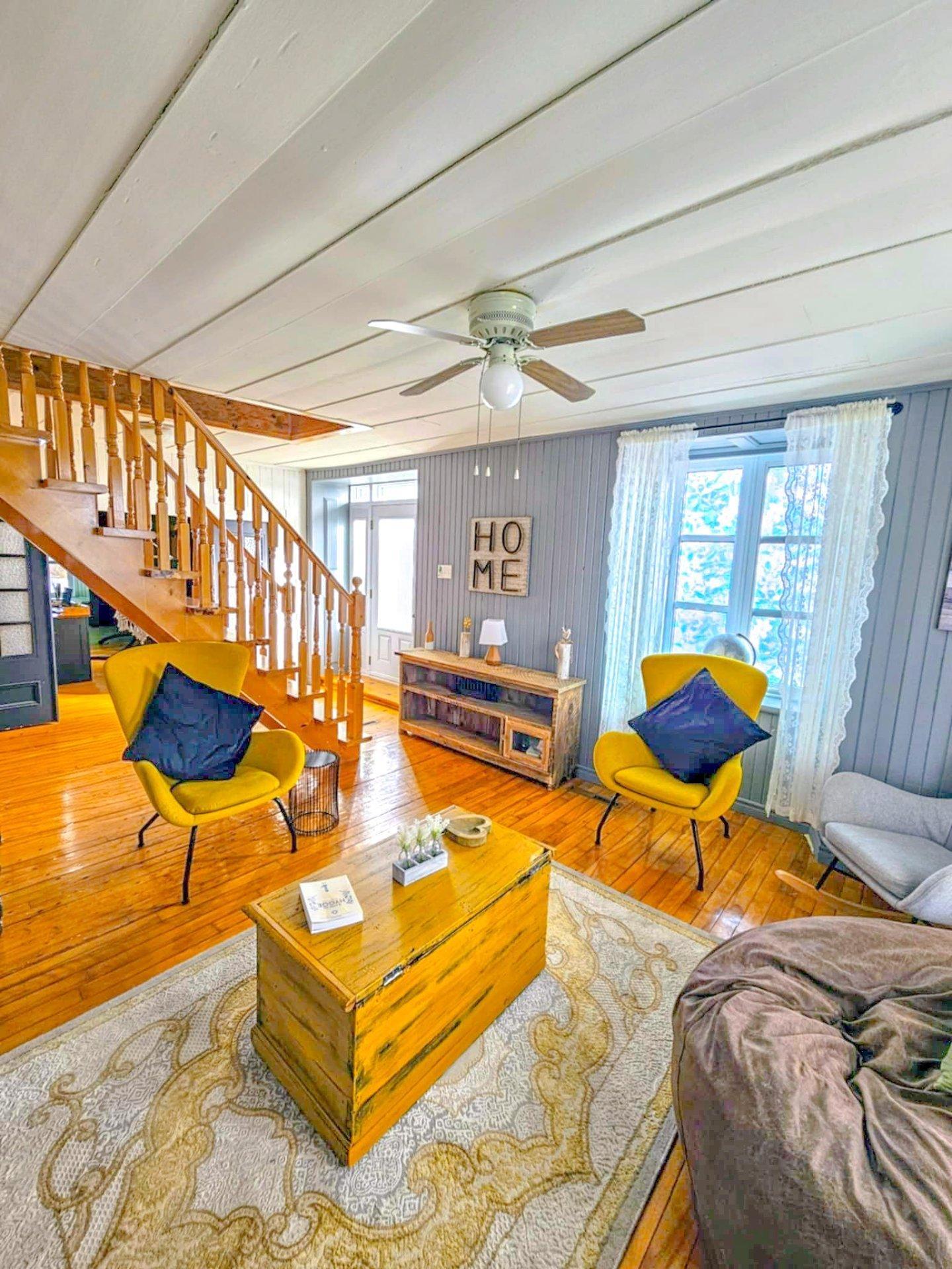 









10735


Route Sir-Wilfrid-Laurier

,
Mirabel,







QC
J7N1L8

