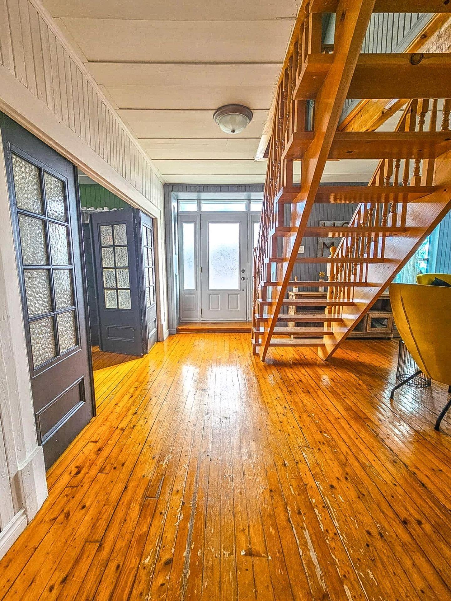 









10735


Route Sir-Wilfrid-Laurier

,
Mirabel,







QC
J7N1L8


