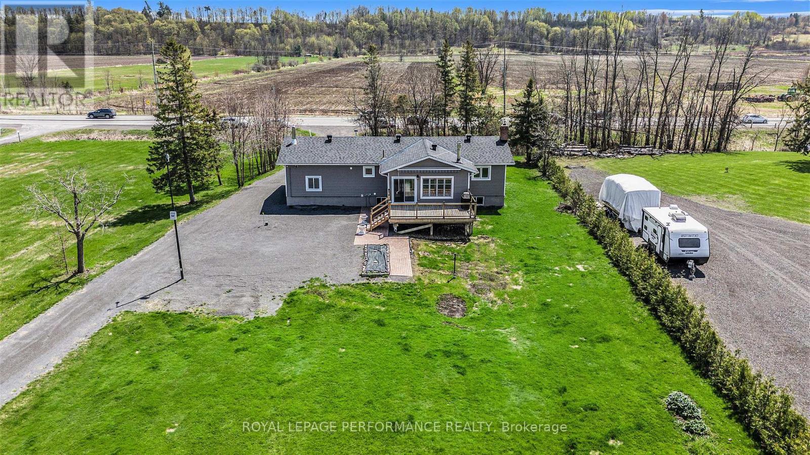 












9360 COUNTY ROAD 17 ROAD

,
Clarence-Rockland,




Ontario
K4K1K9

