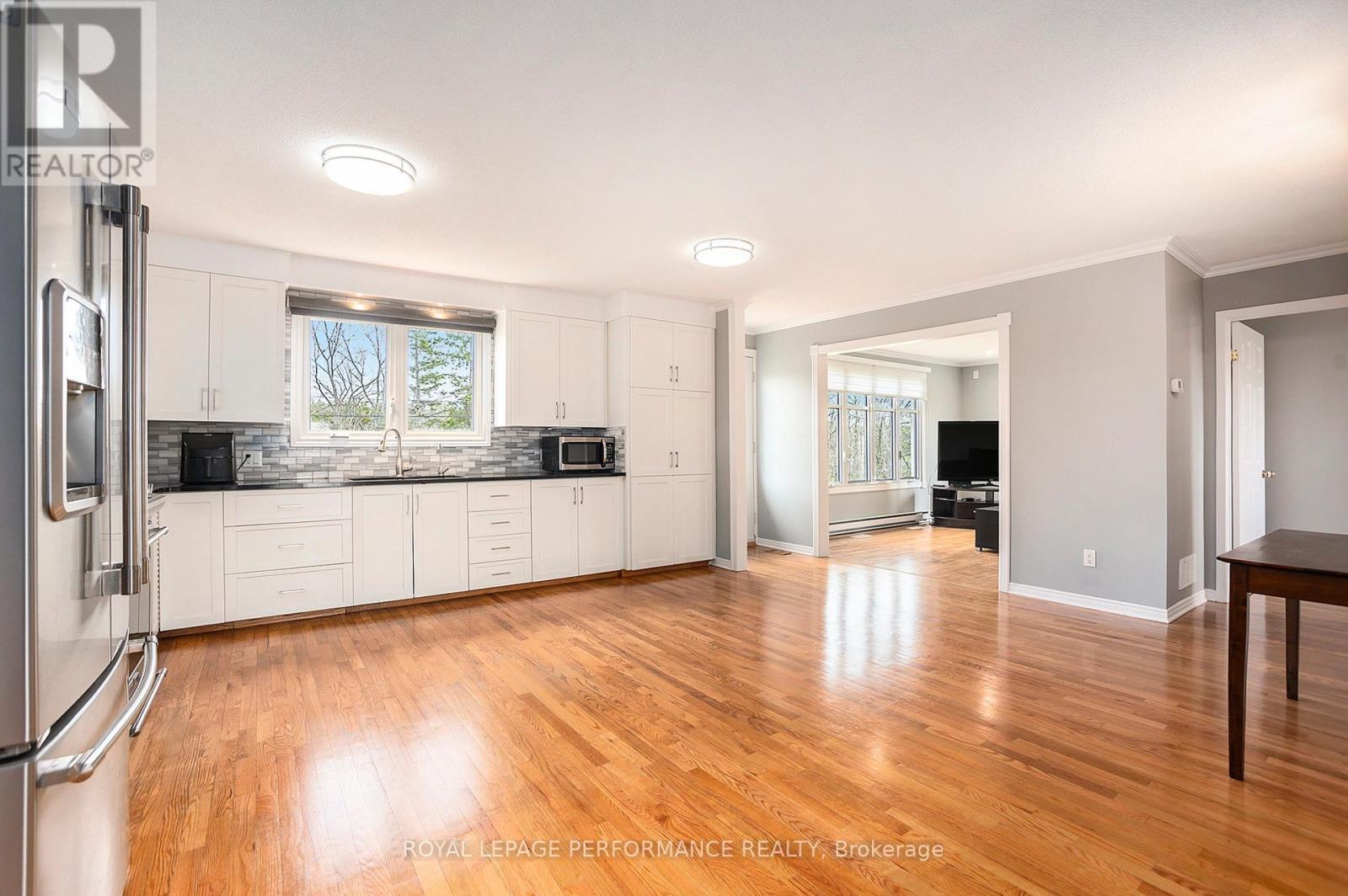












9360 COUNTY ROAD 17 ROAD

,
Clarence-Rockland,




Ontario
K4K1K9


