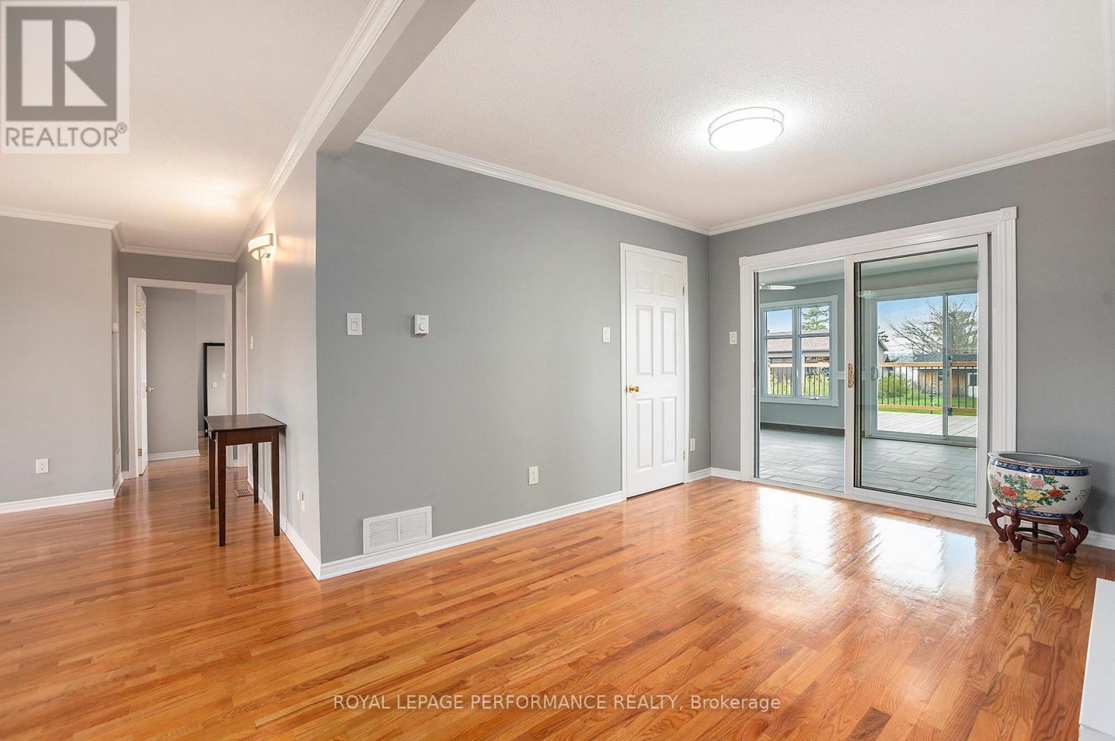 












9360 COUNTY ROAD 17 ROAD

,
Clarence-Rockland,




Ontario
K4K1K9

