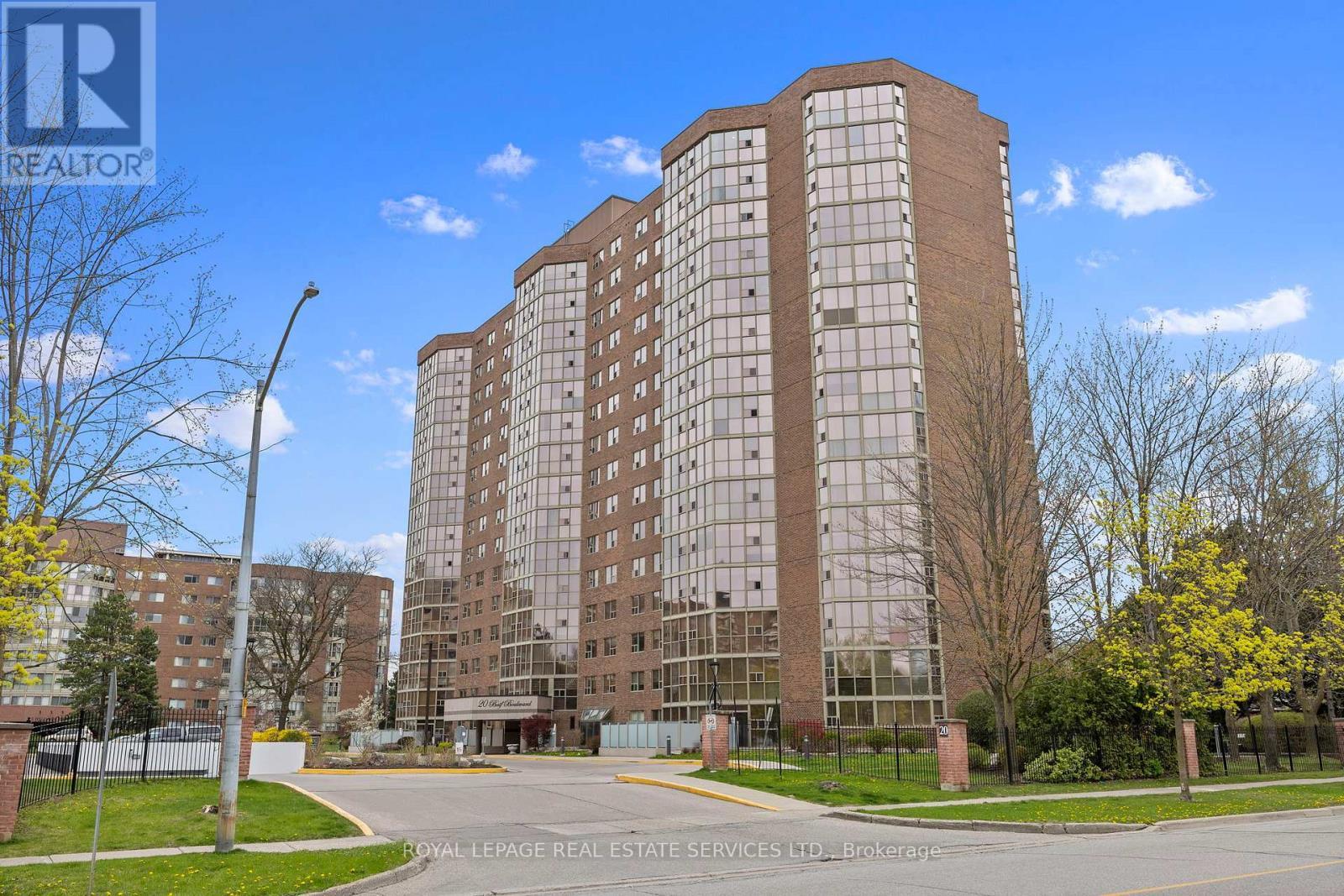 












709 - 20 BAIF BOULEVARD

,
Richmond Hill,




Ontario
L4C8T1

