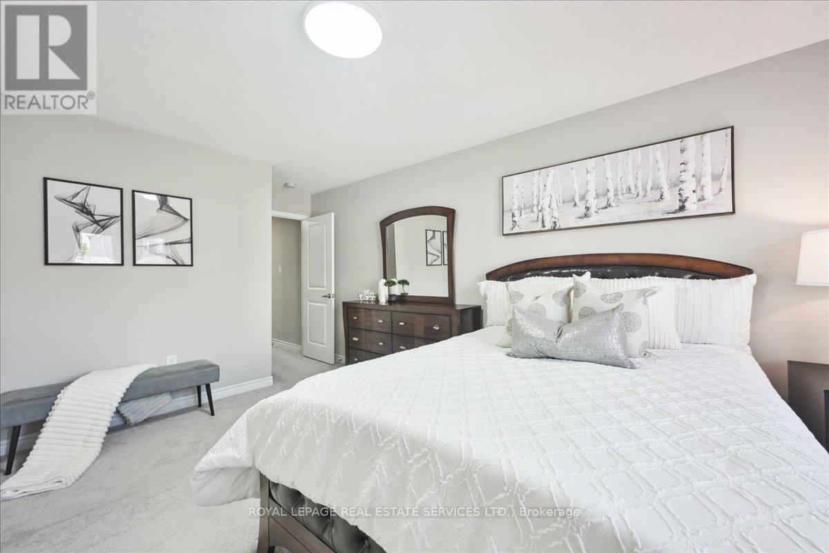 












1335 ROSE WAY

,
Milton,




Ontario
L9E1M5

