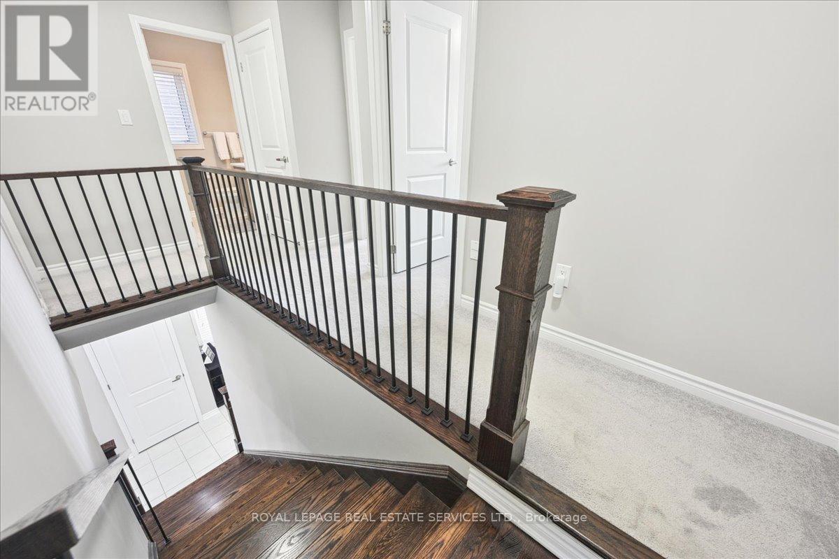 












1335 ROSE WAY

,
Milton,




Ontario
L9E1M5


