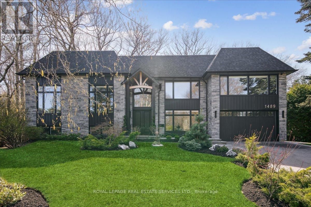 












1489 ROGERSWOOD COURT

,
Mississauga,




Ontario
L5J1R7

