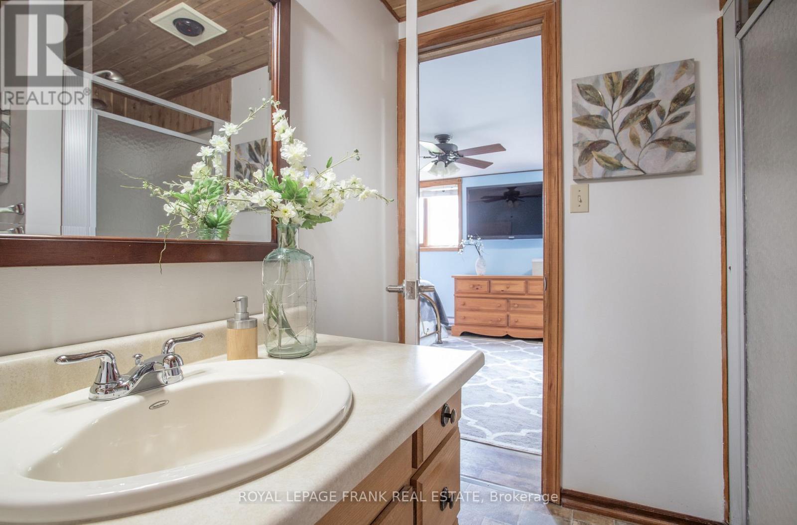 












24 PEARL DRIVE

,
Scugog,




Ontario
L0C1B0

