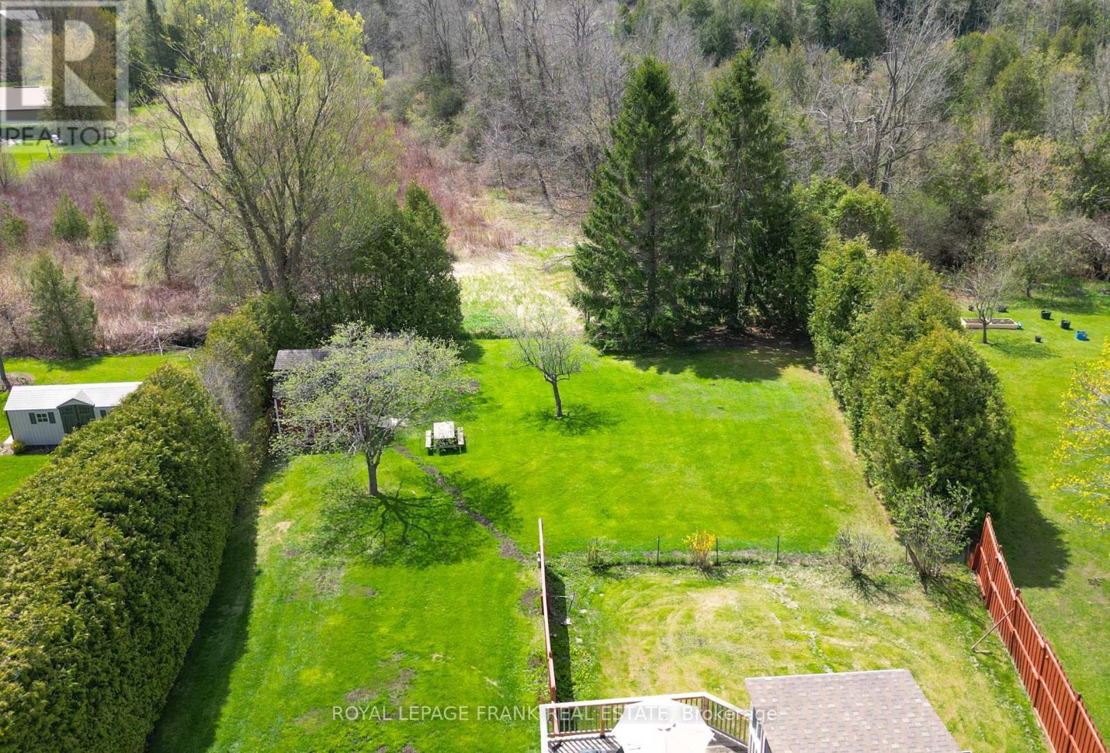 












24 PEARL DRIVE

,
Scugog,




Ontario
L0C1B0

