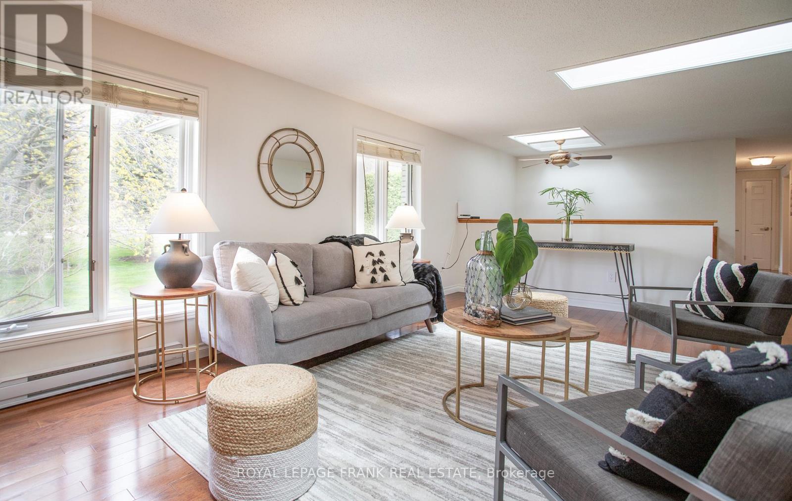 












24 PEARL DRIVE

,
Scugog,




Ontario
L0C1B0

