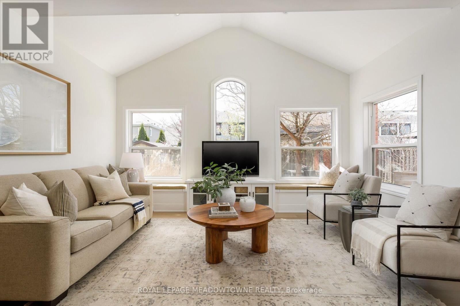 












1083 EASTERBROOK CRESCENT

,
Milton,




Ontario
L9T0C3

