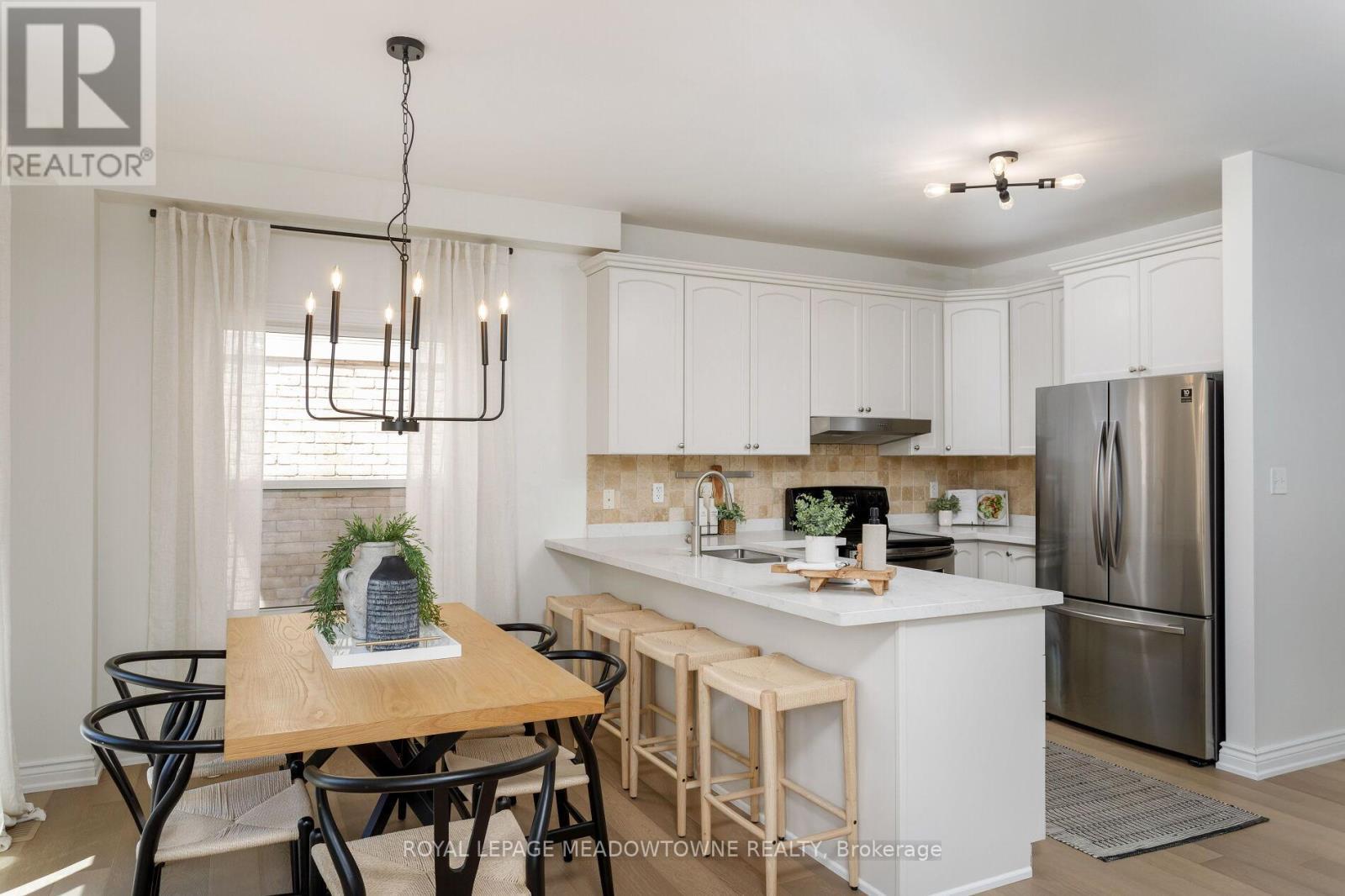 












1083 EASTERBROOK CRESCENT

,
Milton,




Ontario
L9T0C3

