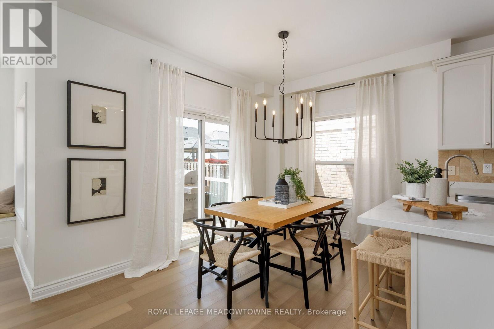 












1083 EASTERBROOK CRESCENT

,
Milton,




Ontario
L9T0C3


