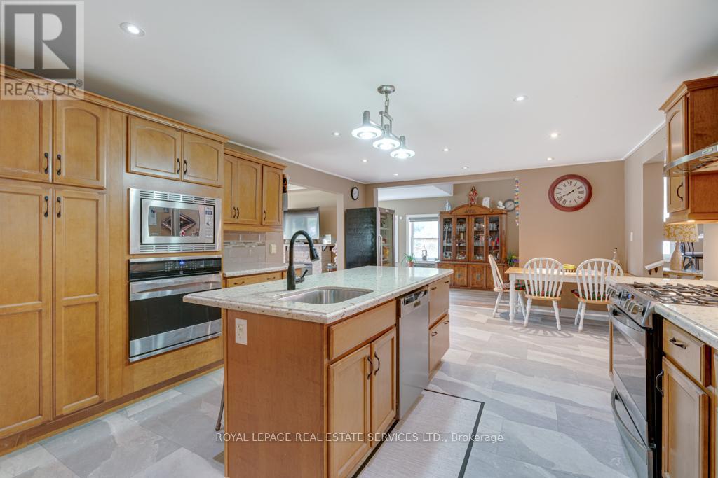 












6949 THOROLD STONE ROAD

,
Niagara Falls,




Ontario
L2J1B5

