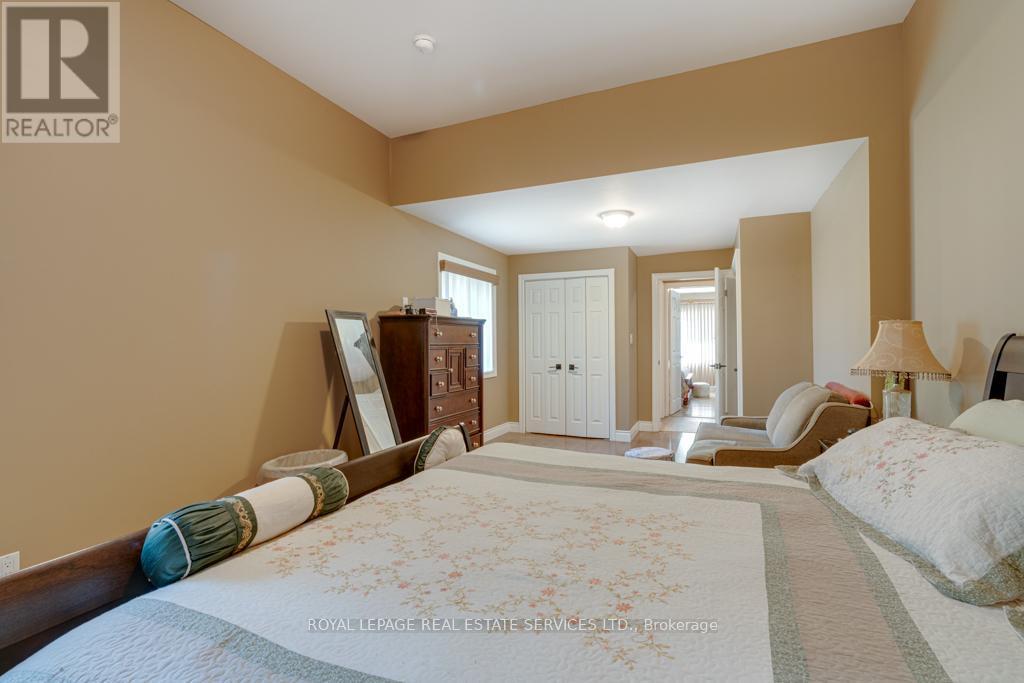 












6949 THOROLD STONE ROAD

,
Niagara Falls,




Ontario
L2J1B5

