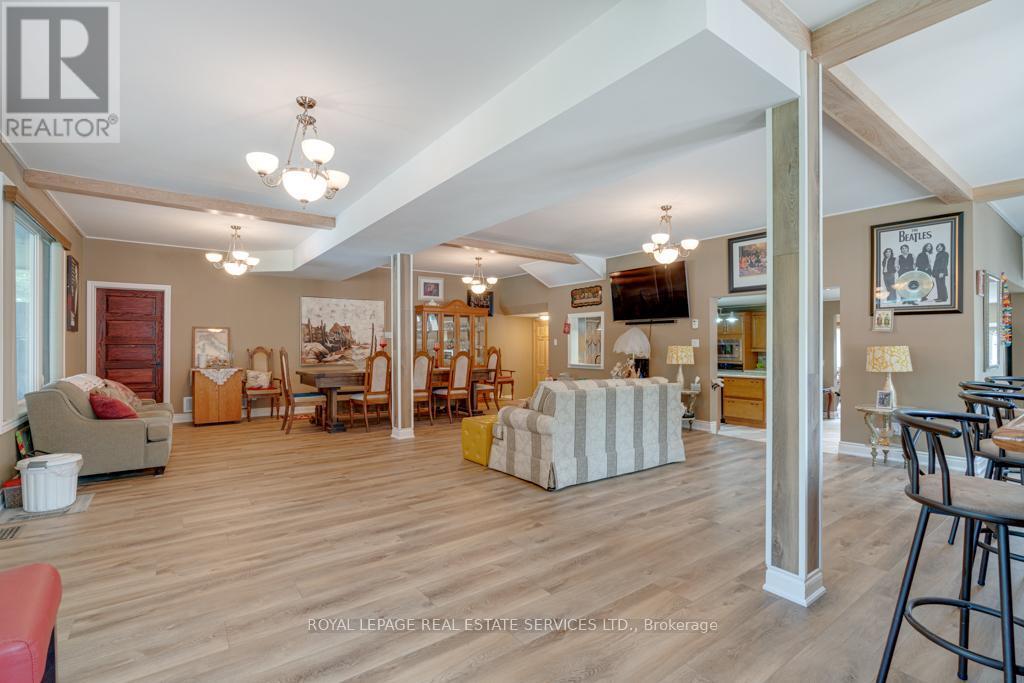 












6949 THOROLD STONE ROAD

,
Niagara Falls,




Ontario
L2J1B5

