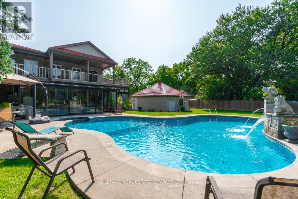 












6949 THOROLD STONE ROAD

,
Niagara Falls,




Ontario
L2J1B5

