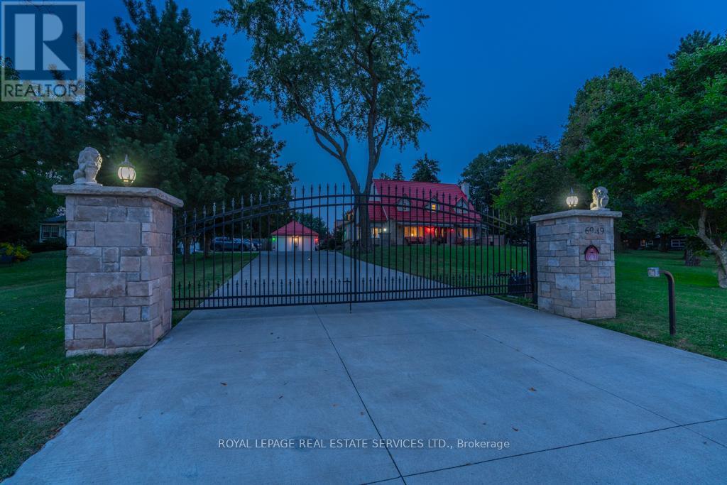 












6949 THOROLD STONE ROAD

,
Niagara Falls,




Ontario
L2J1B5

