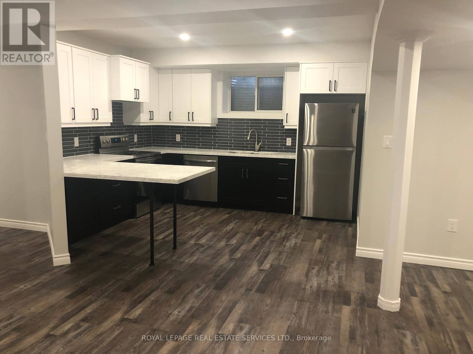 












6949 THOROLD STONE ROAD

,
Niagara Falls,




Ontario
L2J1B5

