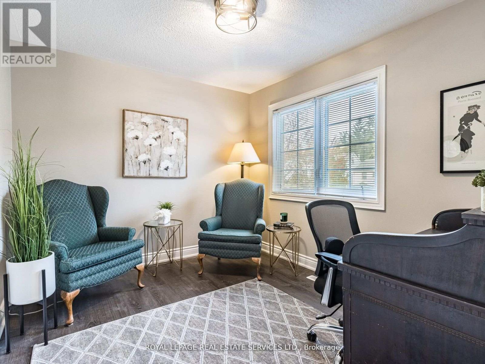 












39 CLARENCE STREET

,
Brampton,




Ontario
L6W1S2

