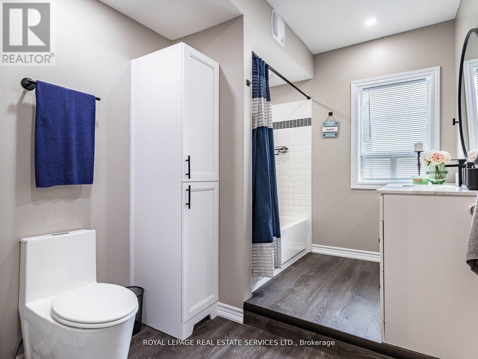 












39 CLARENCE STREET

,
Brampton,




Ontario
L6W1S2

