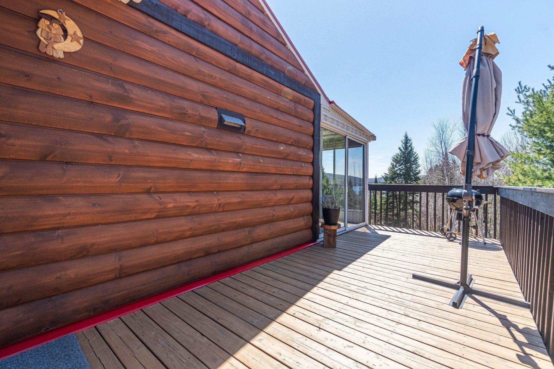 









3570


Ch. du Tour-du-Lac-Tibériade

,
Rivière-Rouge,




QC
J0T1T0

