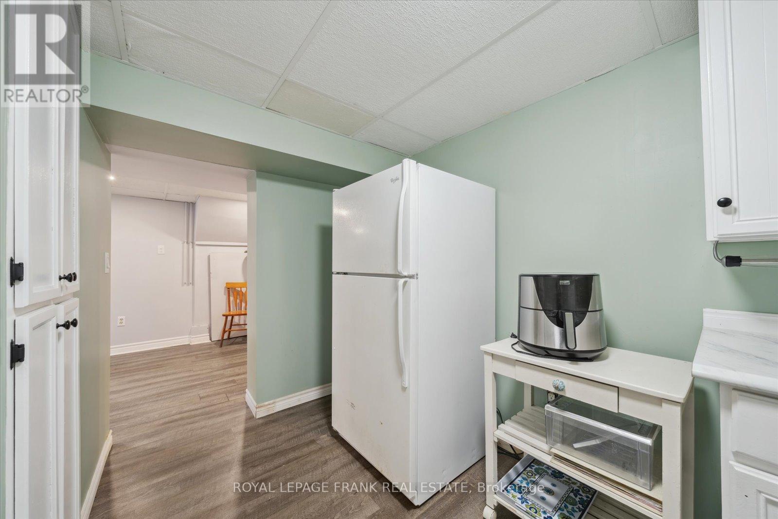 












109 ONTARIO STREET

,
Clarington (Bowmanville),




Ontario
L1C2T3

