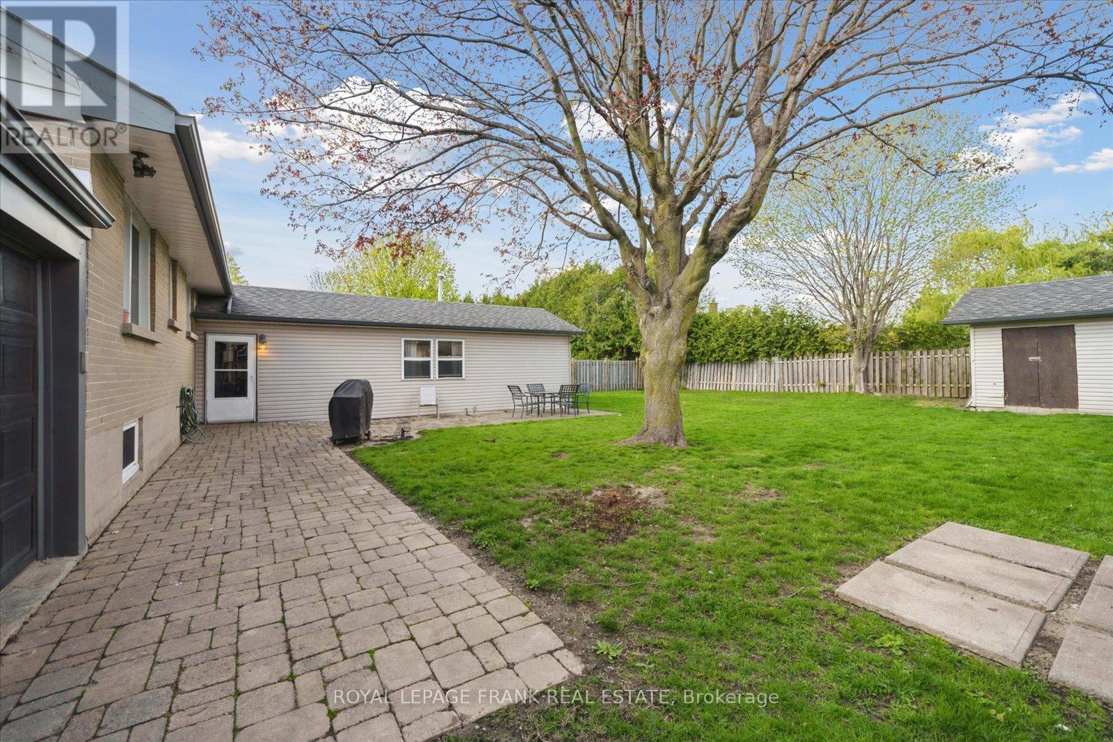 












109 ONTARIO STREET

,
Clarington (Bowmanville),




Ontario
L1C2T3

